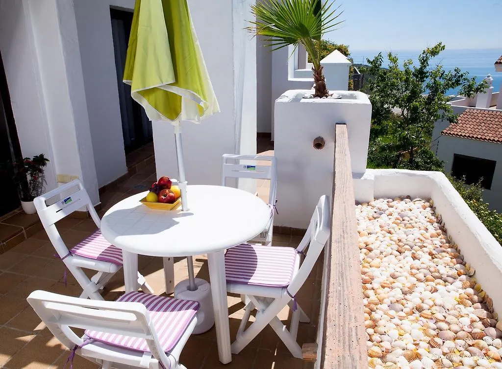 Apartment Sea View Alcaidesa 2 Beds Golf & Beach 0*,  西班牙